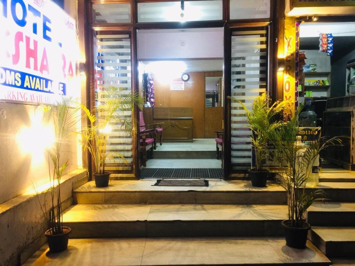 Hotel Nakshatra Udagamandalam Exterior foto