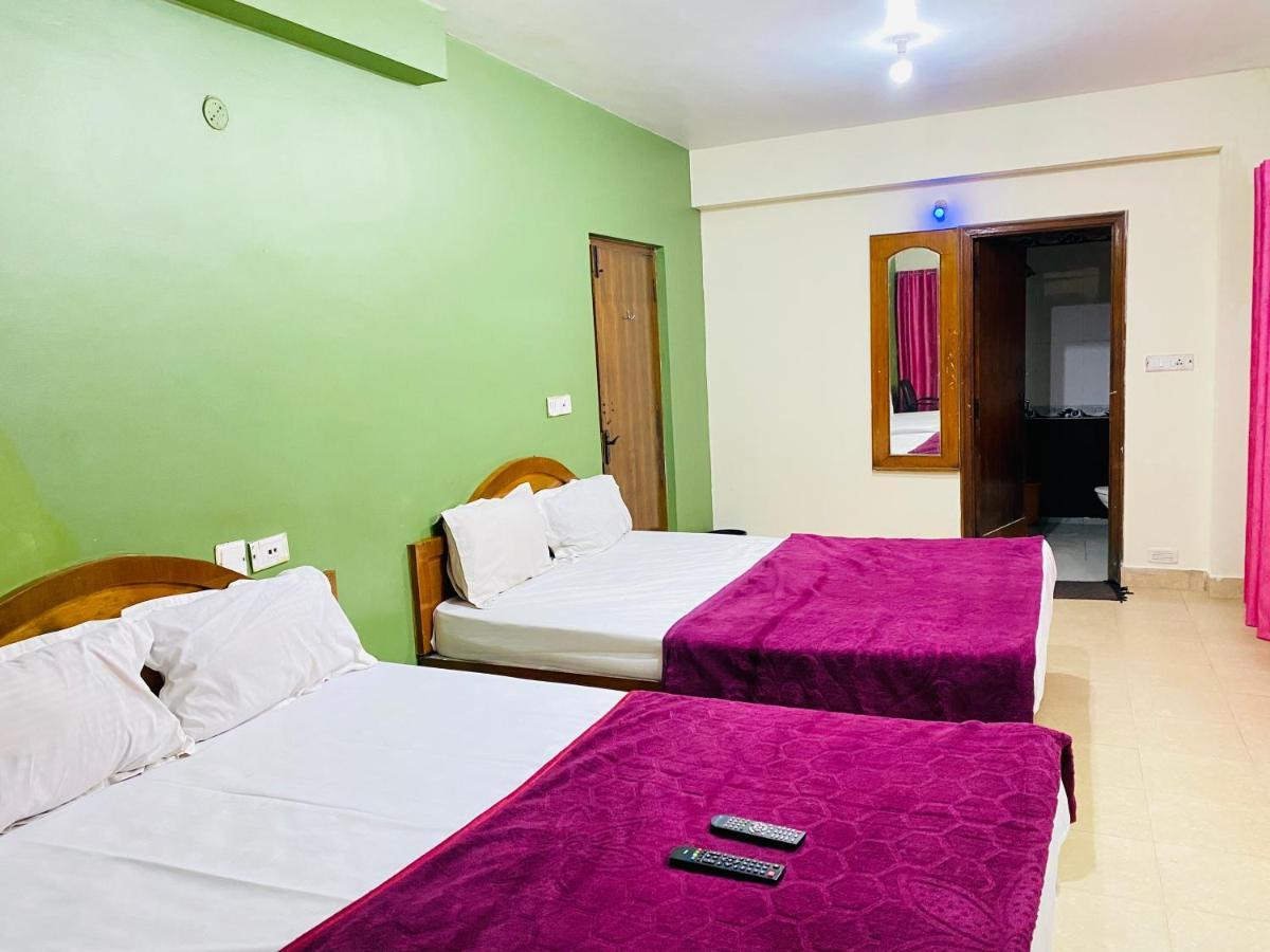 Hotel Nakshatra Udagamandalam Exterior foto